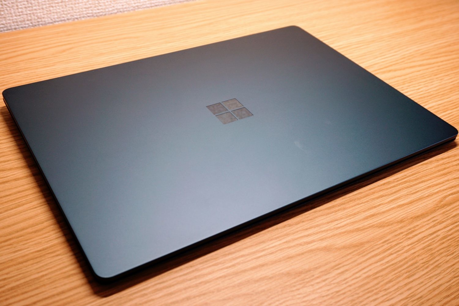 【レビュー】Surface Goが発表された今だからこそSurface Laptopを購入した。 - 物欲を抑えるブログ